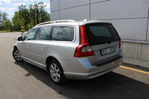 Volvo lietoti auto